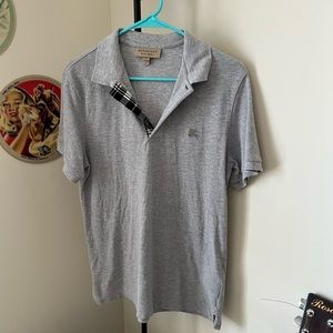 Burberry Polo. Size M.